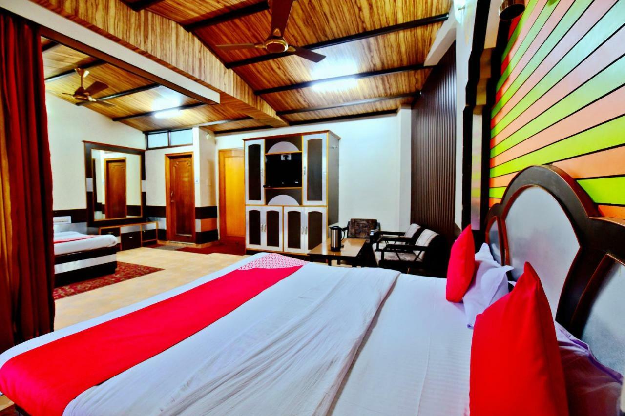 מנדי Oyo 26909 Hotel Paras מראה חיצוני תמונה